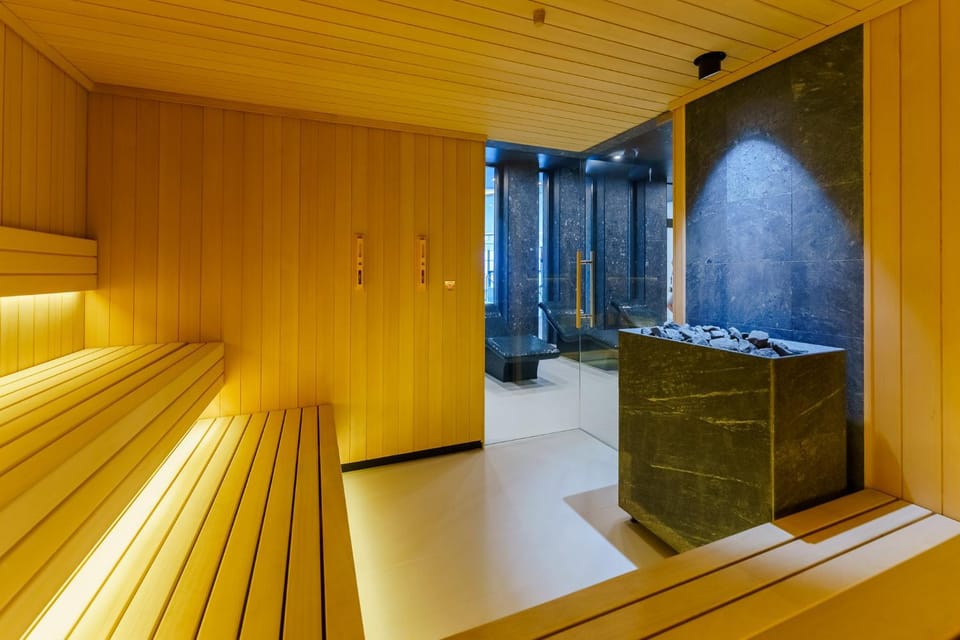 Sauna, Steam room, Spa and wellness centre/facilities