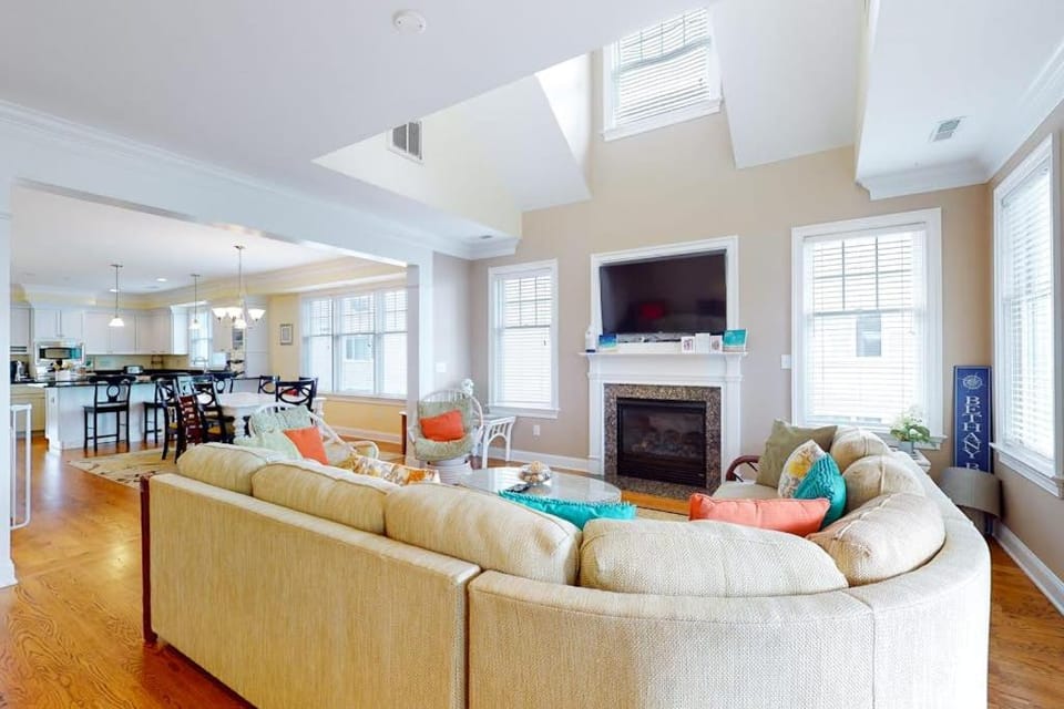 Tower Shores -- 39562 Admiral #2 House in Sussex County