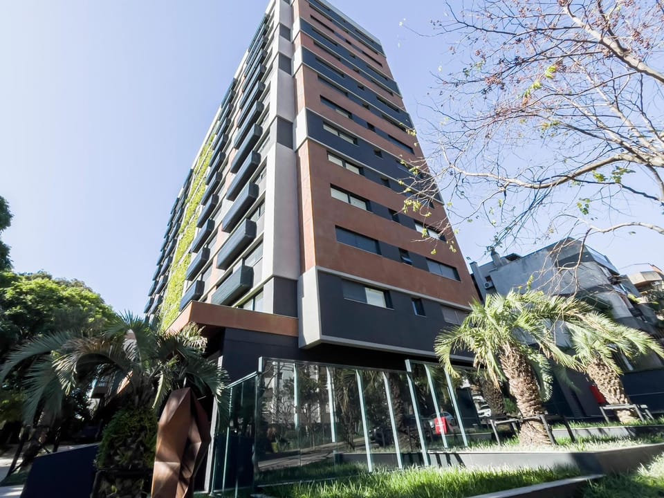 Property building, Facade/entrance, Day