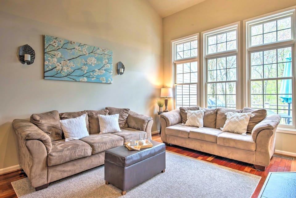Community Perks & Deck: Lake Harmony Townhome! House in Kidder Township