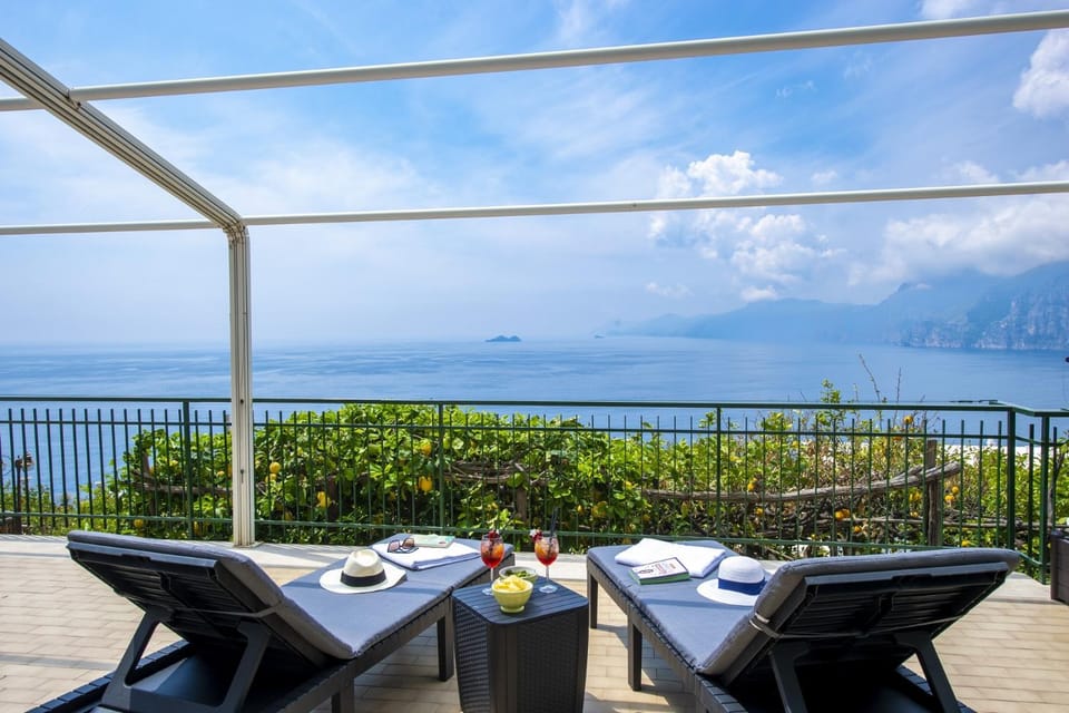 NEW -Villa Annunziata, in the heart of Praiano Villa in Praiano