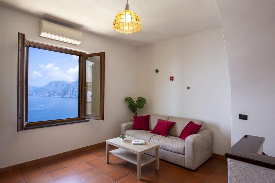 NEW -Villa Annunziata, in the heart of Praiano Villa in Praiano