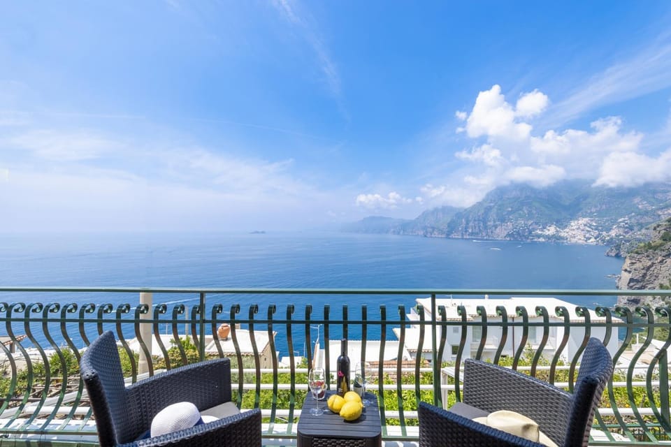 NEW -Villa Annunziata, in the heart of Praiano Villa in Praiano