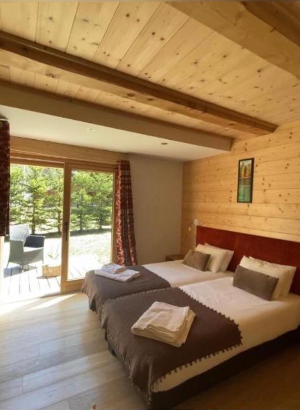 Chalet Isabelle Mountain lodge 5 stars 6 bedroom en suite sauna spa inox Chalet in Chamonix
