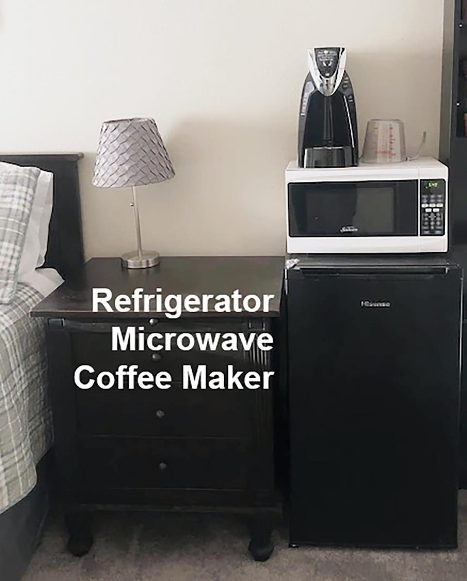 Coffee/tea facilities, minibar