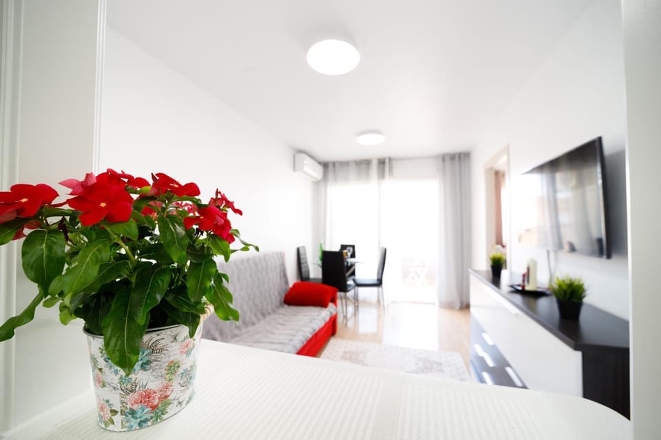 Прекрасная квартира где есть бассейн и парковка Apartment in Torrevieja