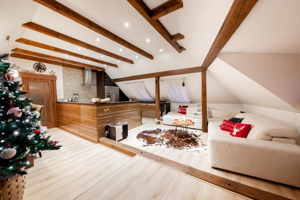 Kitchen or kitchenette, Living room