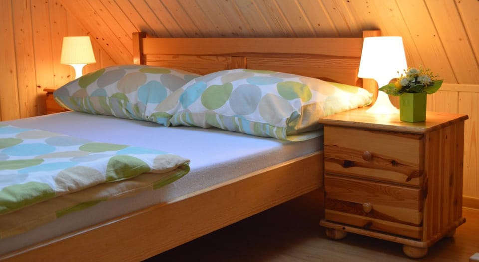 Bed, Photo of the whole room