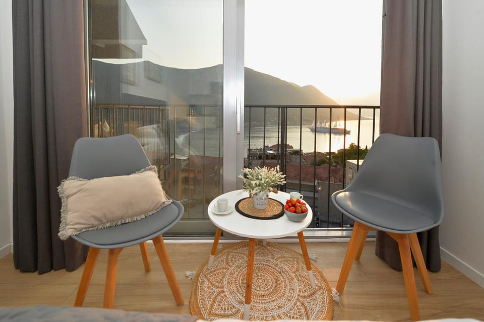 Brand new studio with panorama view Apartment in Dobrota