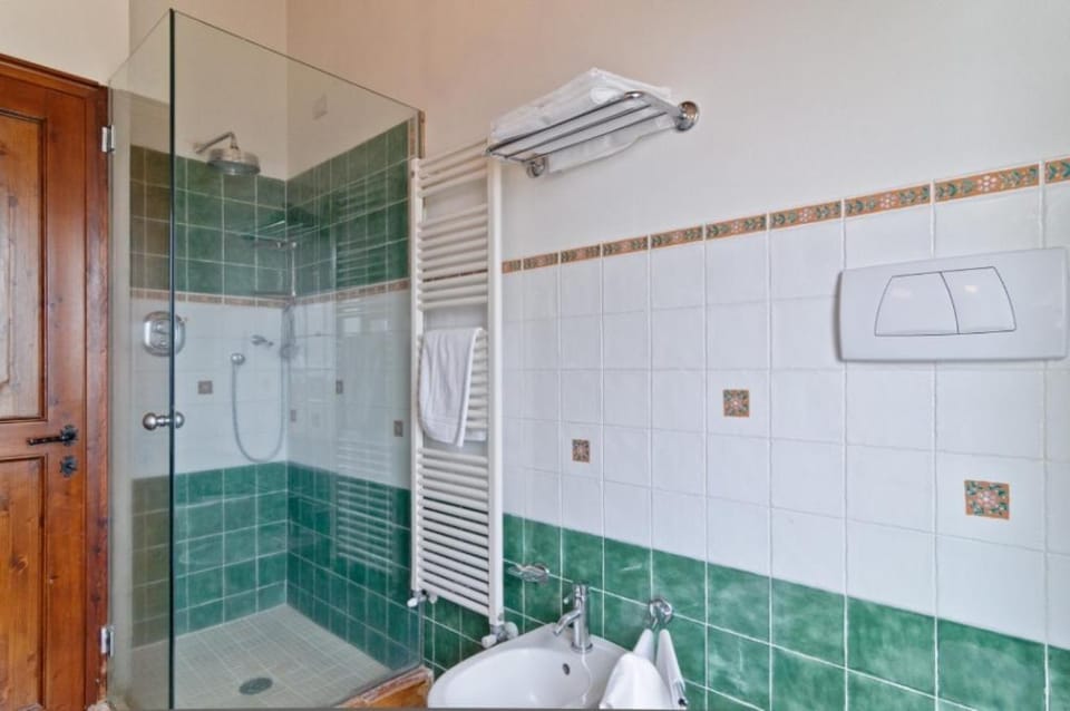 Le 7 Camicie Apartment hotel in Tuscany