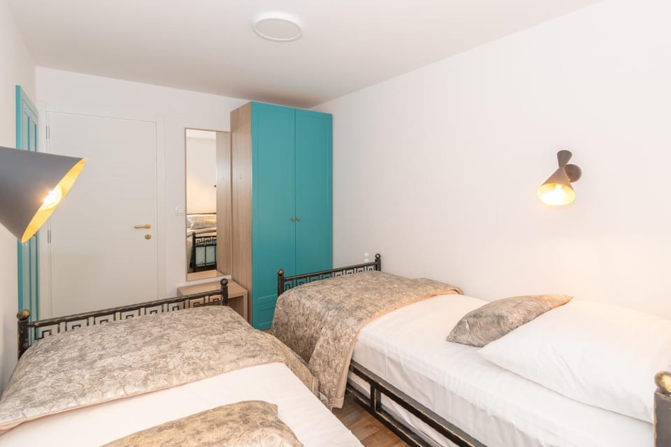Ivka Makarska - modern and luxurious oldtown apartament Apartment in Makarska