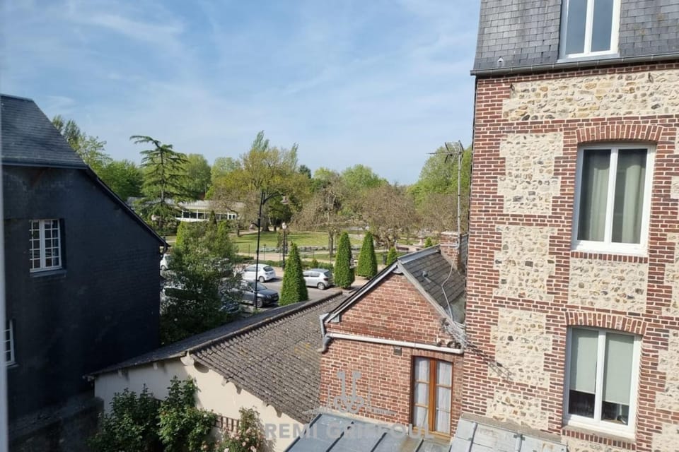 Douceur Marine Cozy 2P Tranquility in the Heart of Honfleur Apartment in Honfleur