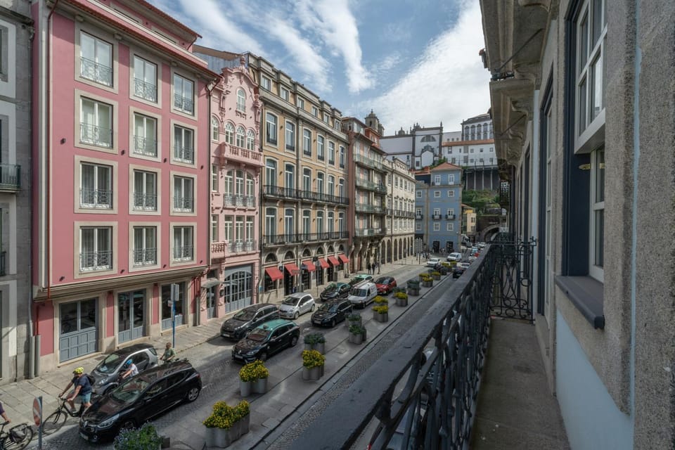 Balcony/Terrace, City view, Street view