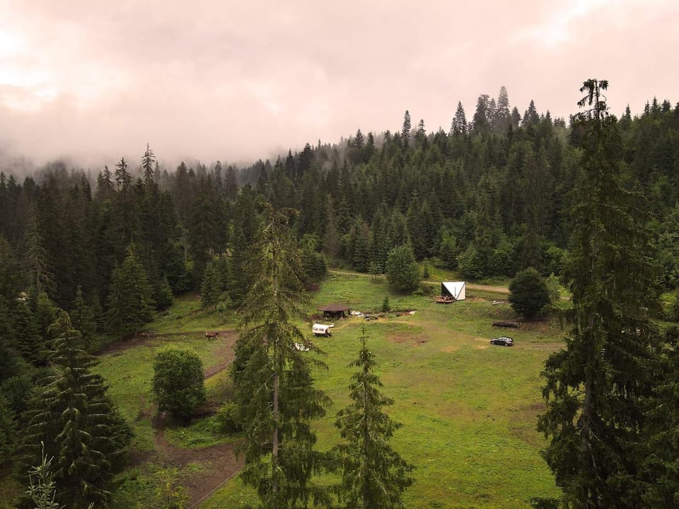 Casa din "Curtea cu cai" Luxury tent in Romania