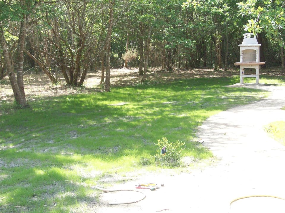 Mobilhome 2 calme et tranquilité Campground/ 
RV Resort in Vendays-Montalivet