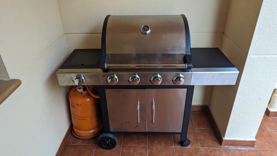 BBQ facilities, BBQ facilities
