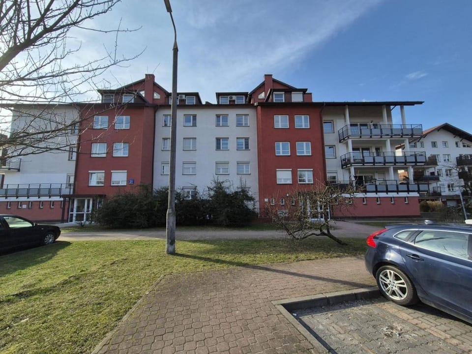 Property building, Day, Location, Parking