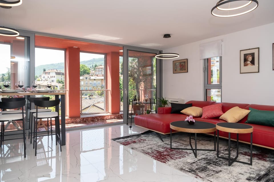 View (from property/room), Balcony/Terrace, Living room, Seating area