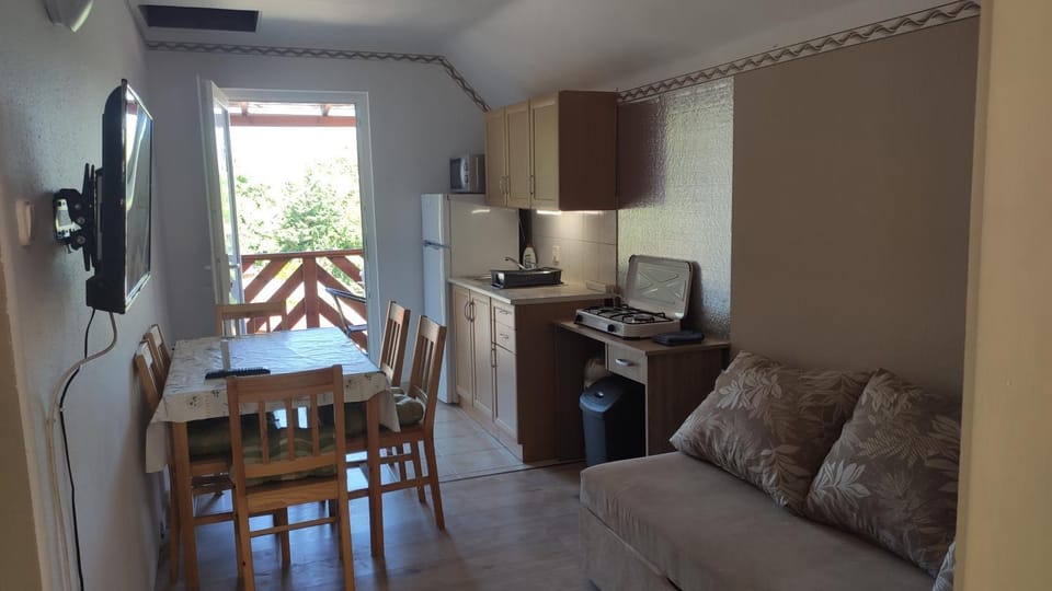 Lelle Lelke Apartmanház Apartment in Hungary
