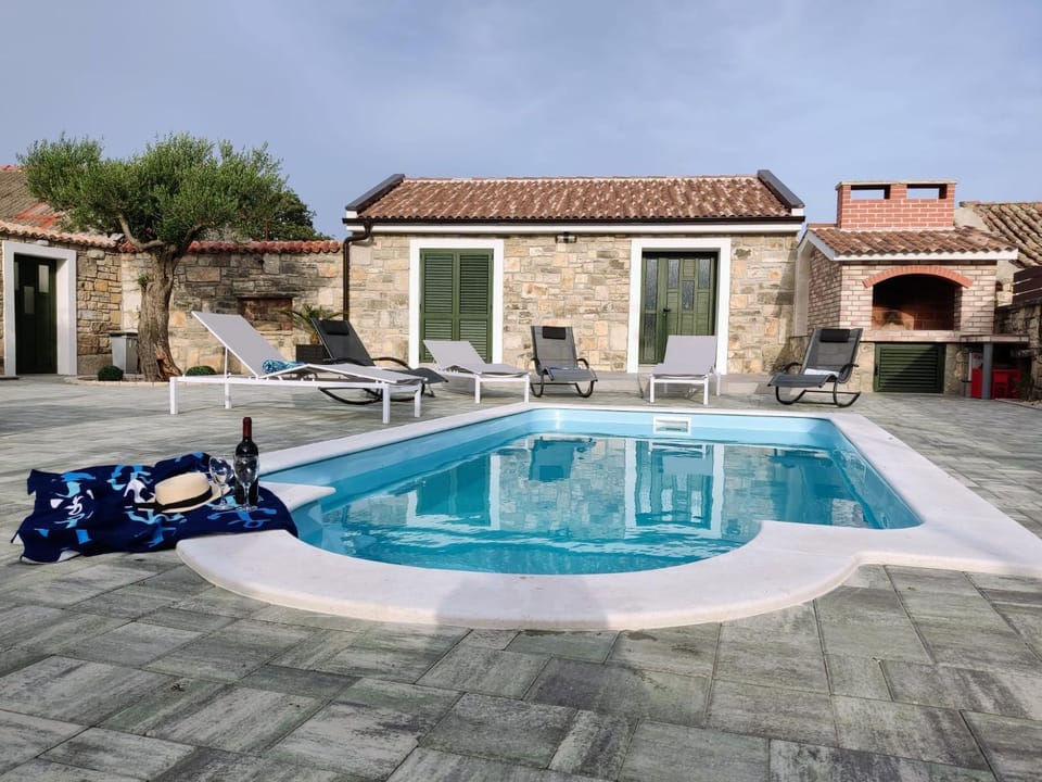 POOL HOUSE MARO Villa in Šibenik-Knin County, Croatia