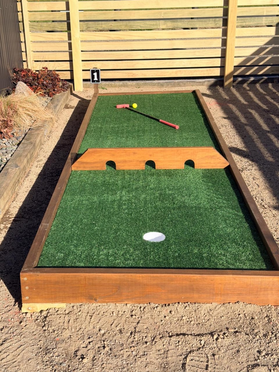 Peaceful On Pembroke with Mini Putt House in Taranaki, New Zealand