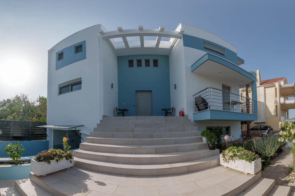 Property building, Facade/entrance