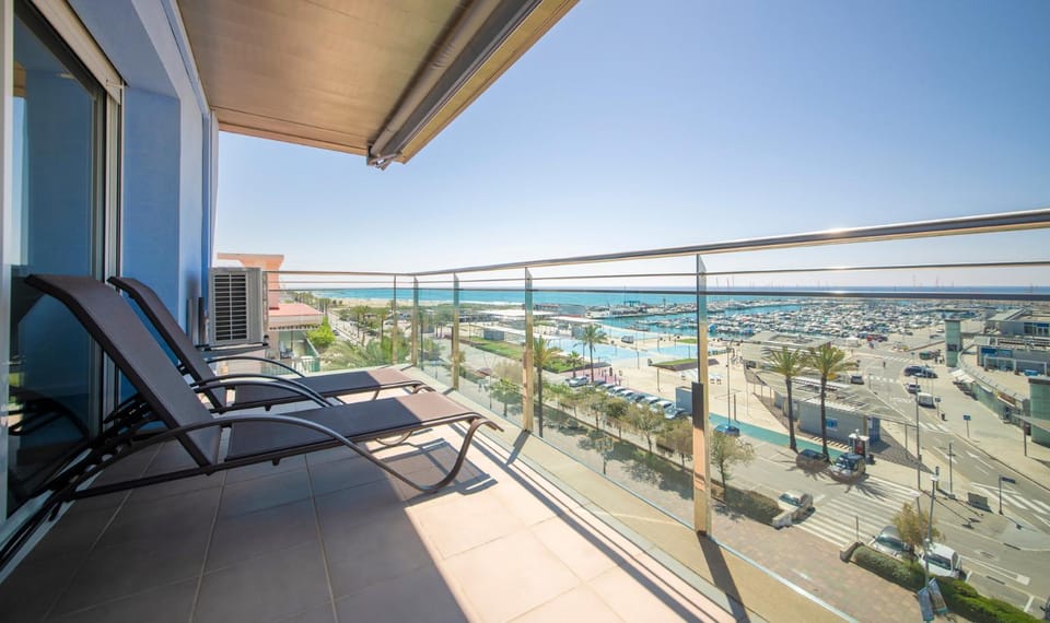 View (from property/room), Balcony/Terrace, Sea view
