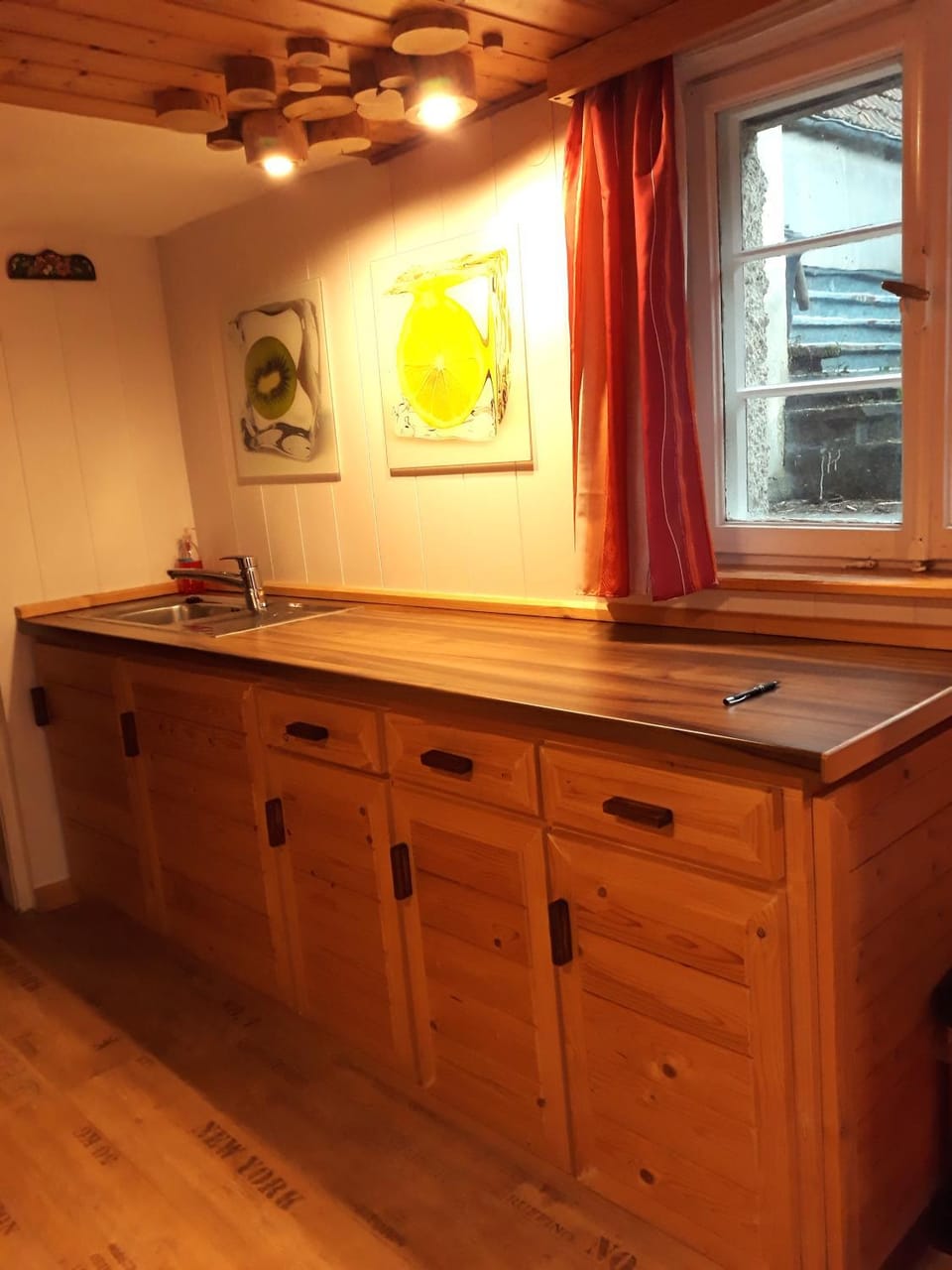 Kitchen or kitchenette, kitchen, kitchen