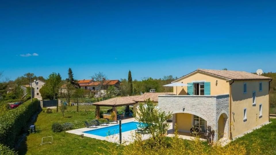 Vila Lavanda Svetivinčenat Villa in Istria County