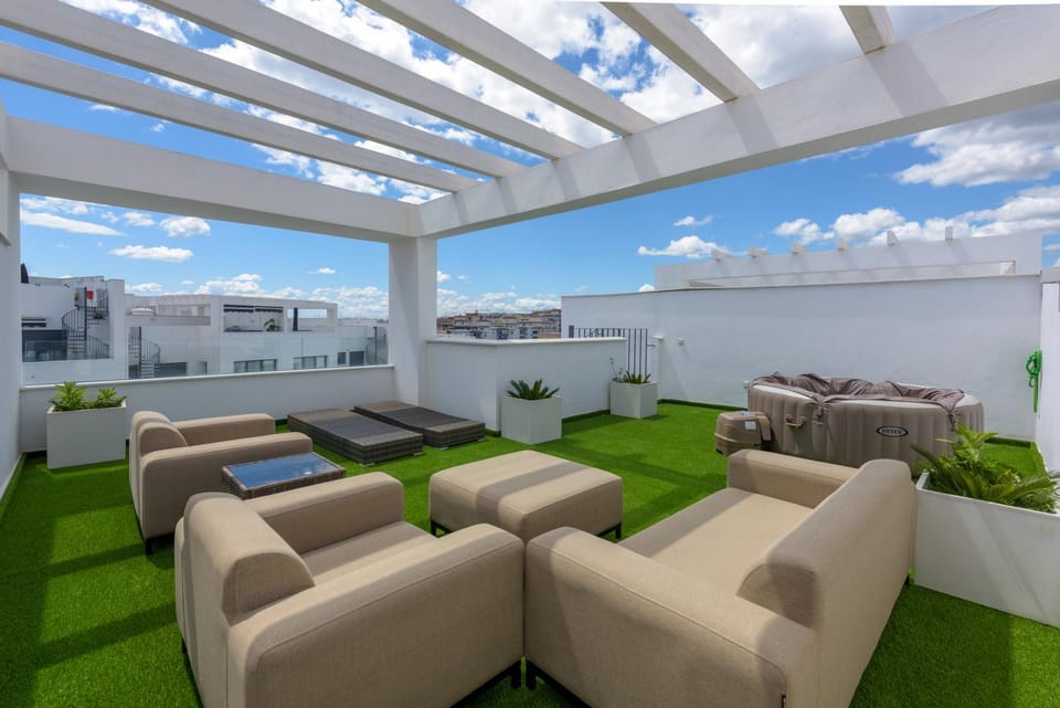 Patio, Balcony/Terrace