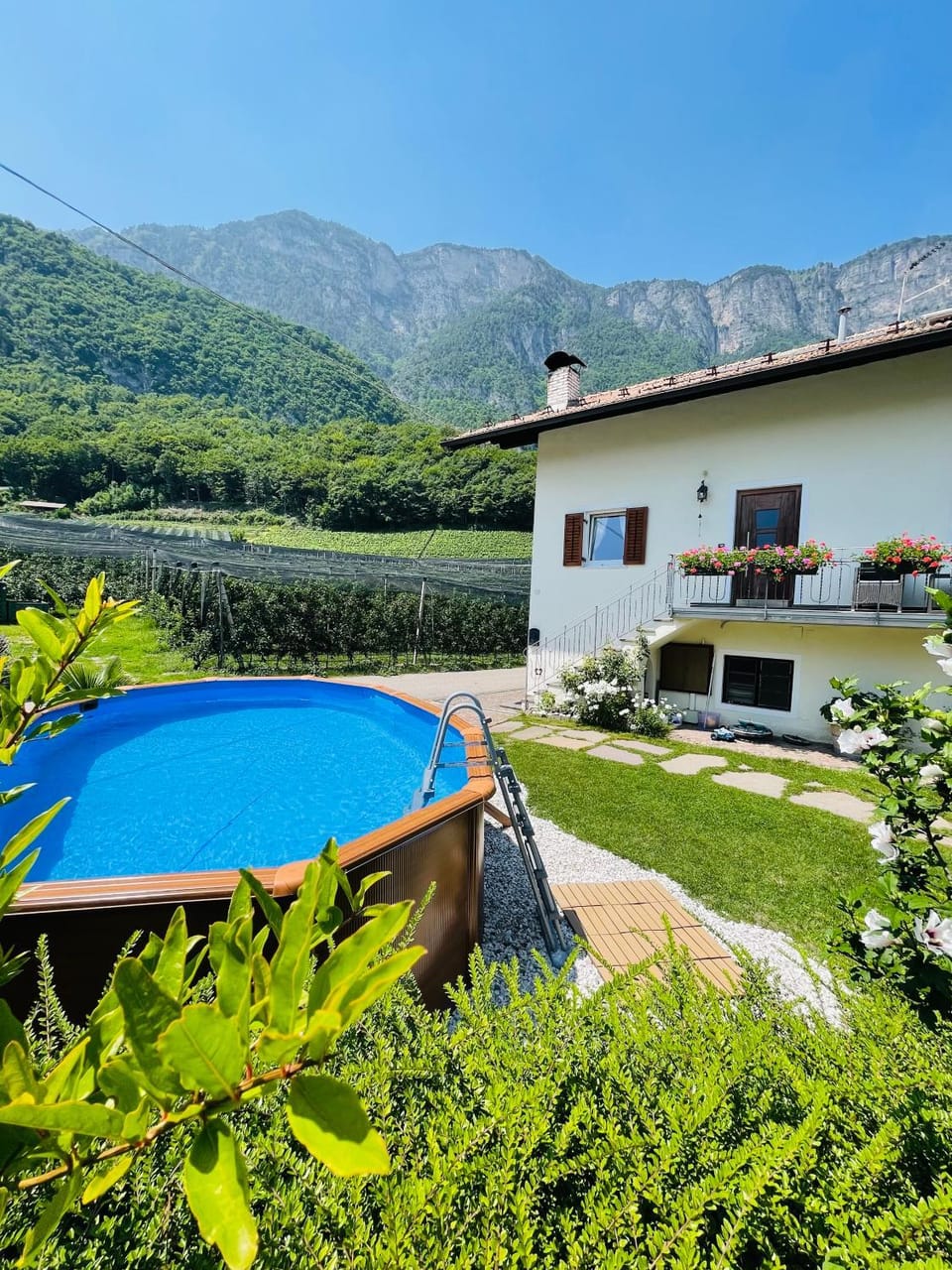 Wiesenheim- Unterer Plattenhof "Gartenblick" Apartment in Trentino-South Tyrol