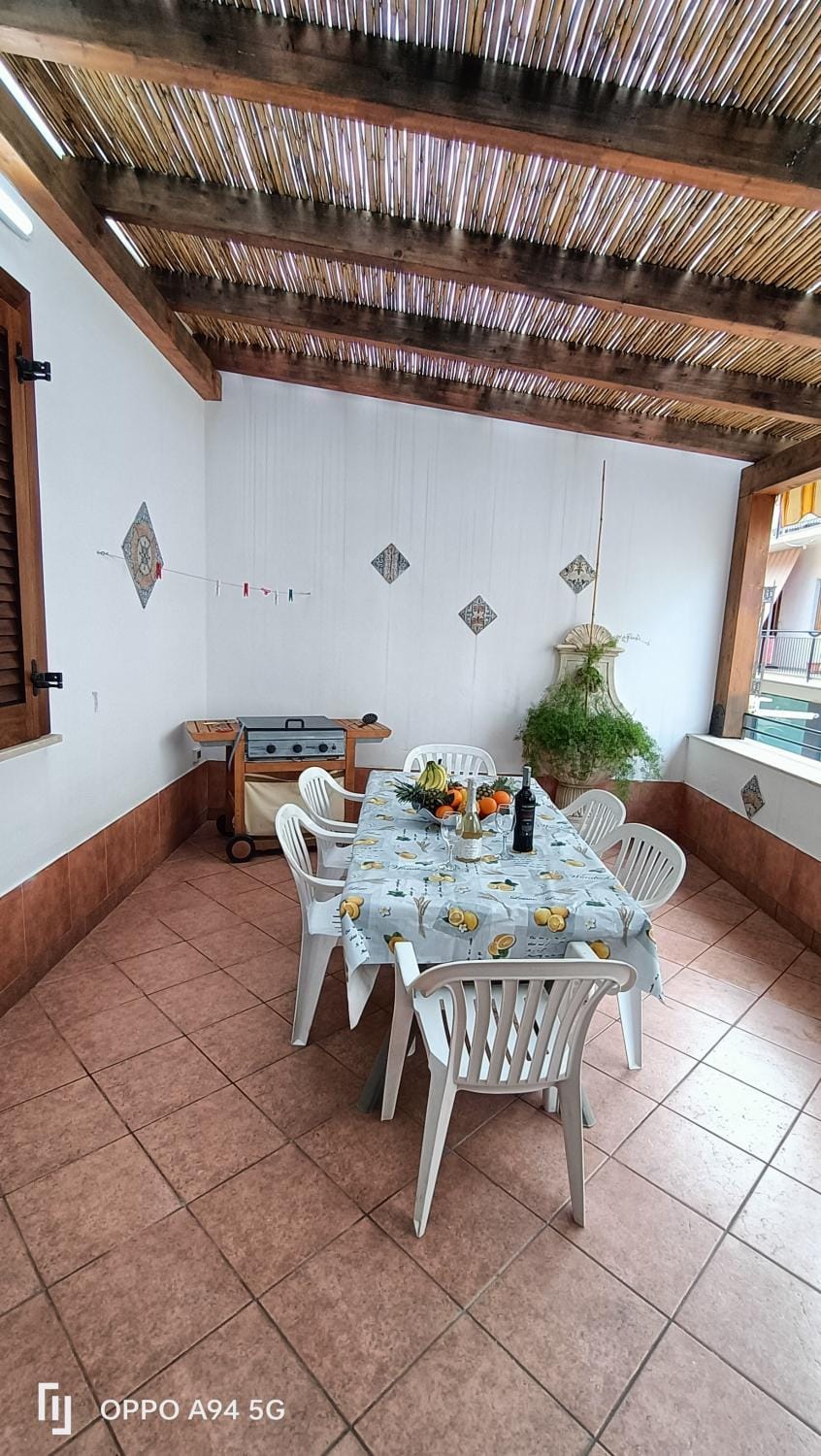 Balcony/Terrace, Dining area