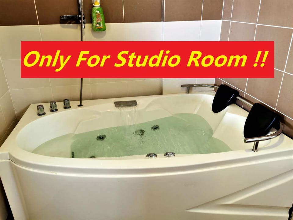 Hot Tub, Bathroom, Bath
