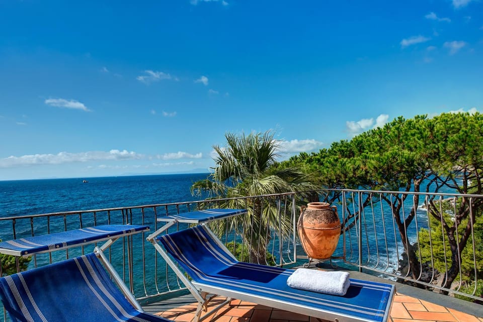 View (from property/room), Balcony/Terrace, Balcony/Terrace, Sea view, sunbed