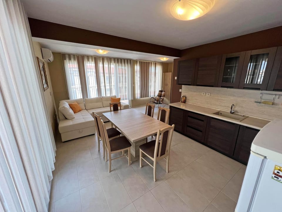 Valemar Apartments Apartment in Pomorie