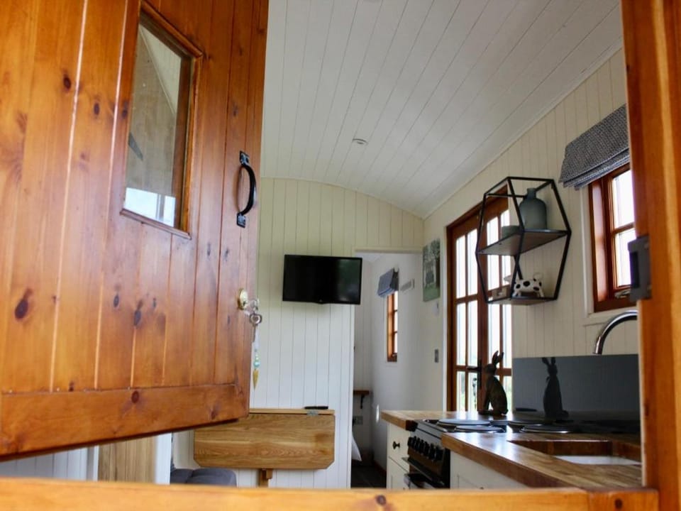 Hare's Hut House in England