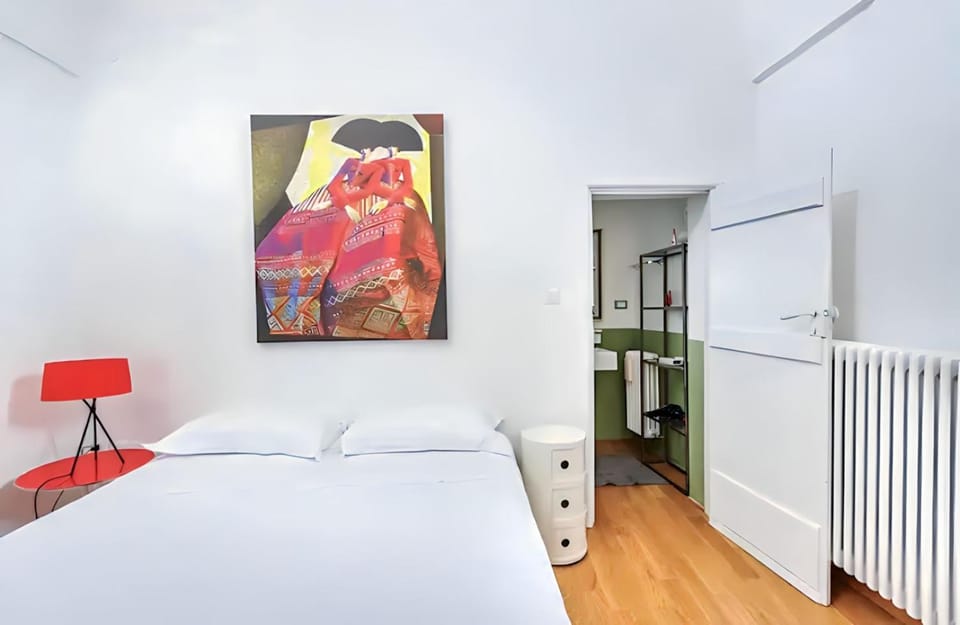 Bed, Photo of the whole room, Bedroom, internet