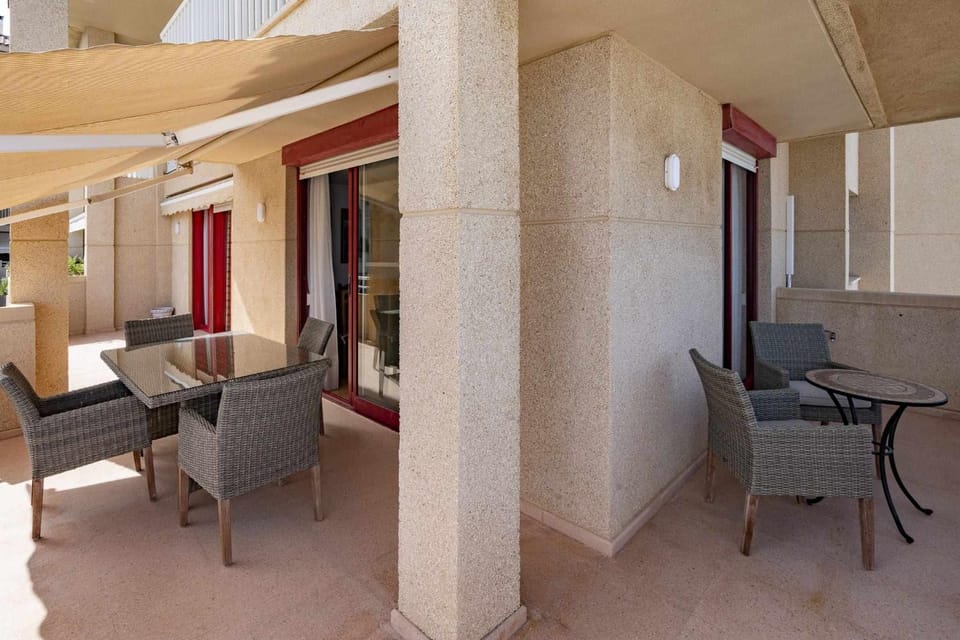 View (from property/room), Balcony/Terrace