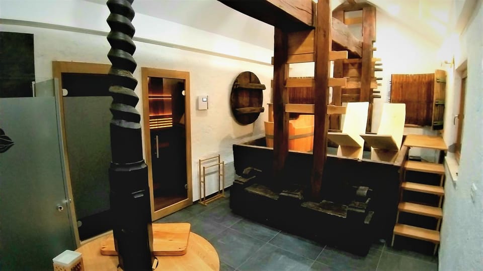 Sauna, Sauna, Spa and wellness centre/facilities