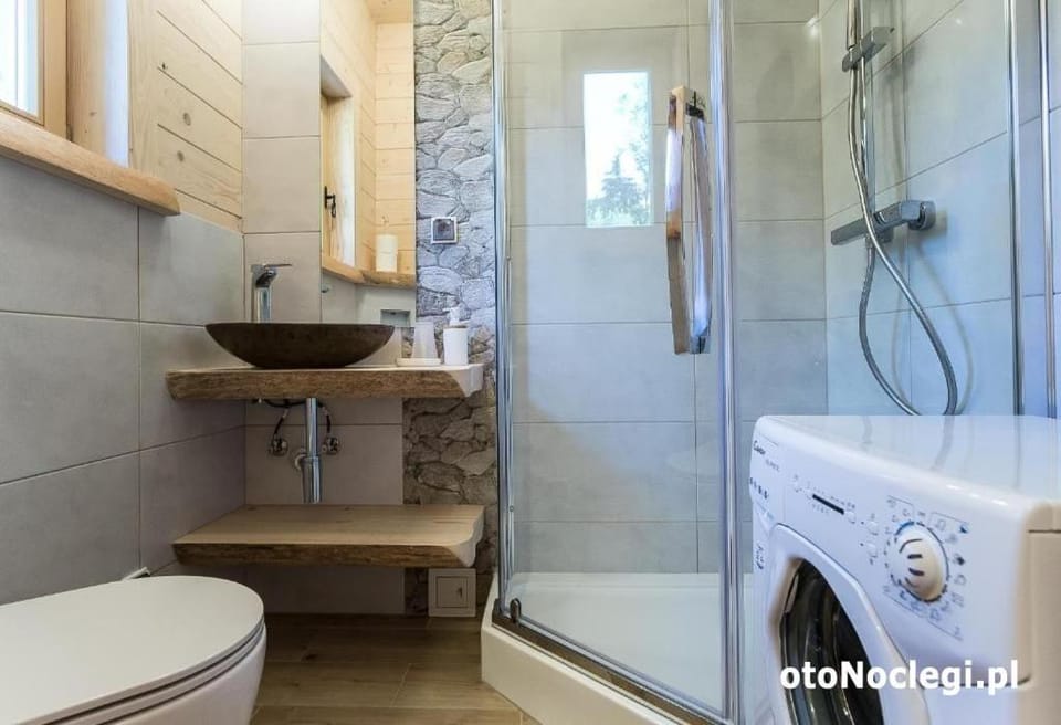 Shower, Toilet, Bathroom, washing machine