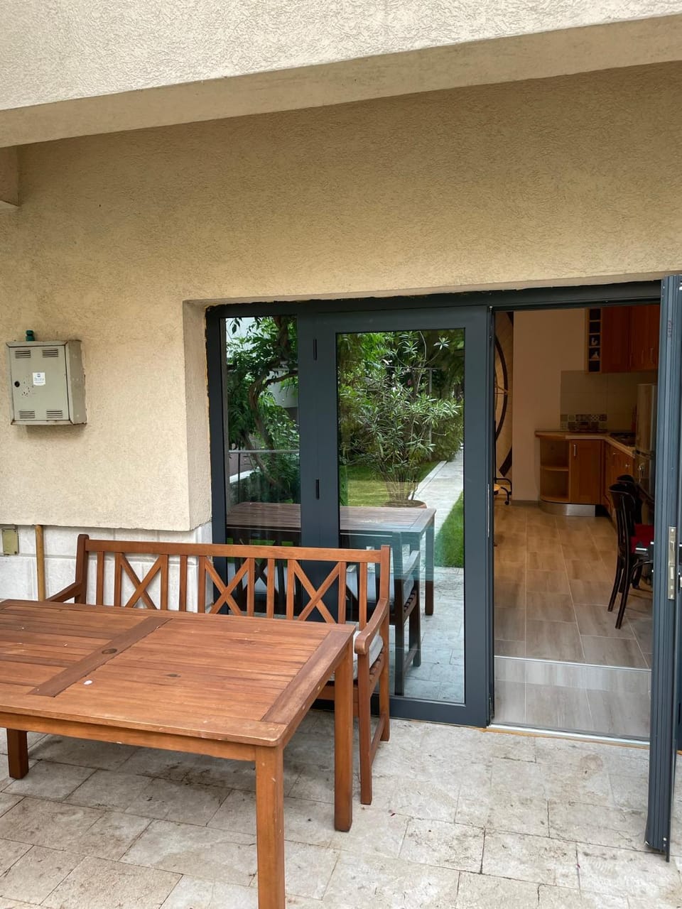 Patio, Facade/entrance