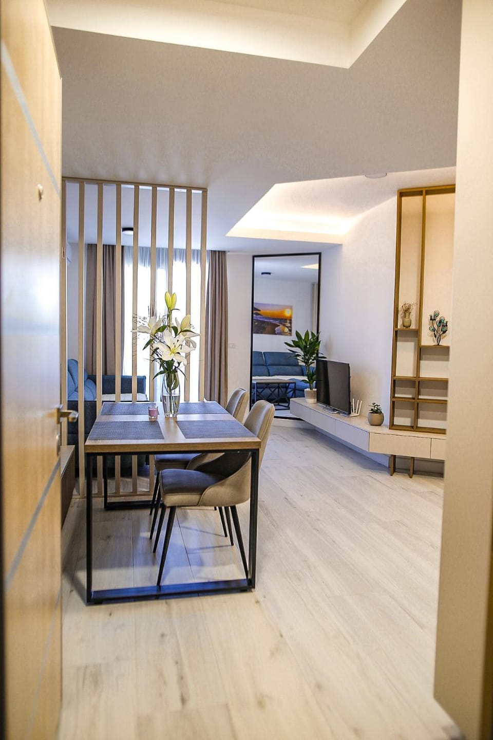 Living room, Seating area, Dining area