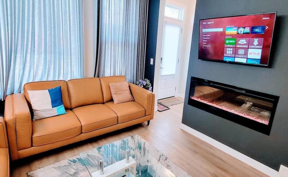 Brand New 3-Bedroom Home in a Quiet Neighborhood Apartment in Calgary