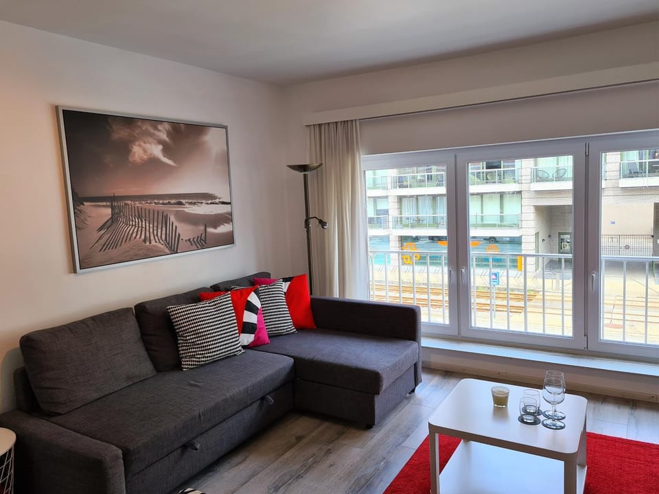 Appartement 2 chambres 200m plage Nieuwpoort Bad Apartment in Koksijde