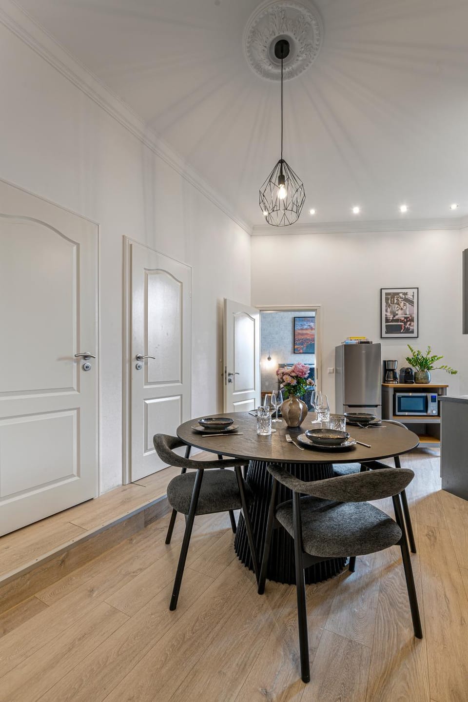 The Mierendorf III, group & family friendly, 2 BR, 1,5 bath rooms, ideal for 2 -5 Guests Apartment in Berlin