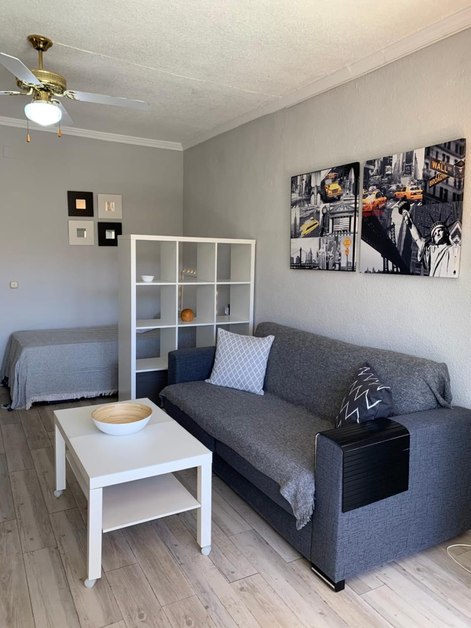 Photo of the whole room