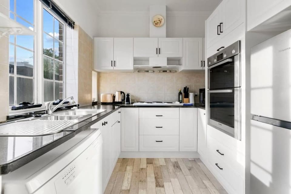 Lovely Apartment with Spectacular Views Apartment in Sydney