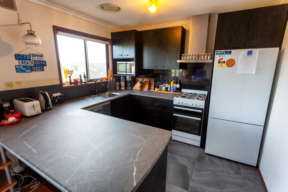 Kitchen or kitchenette, dishwasher, minibar, pet friendly