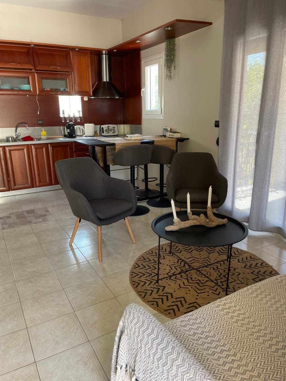 Kitchen or kitchenette, Living room