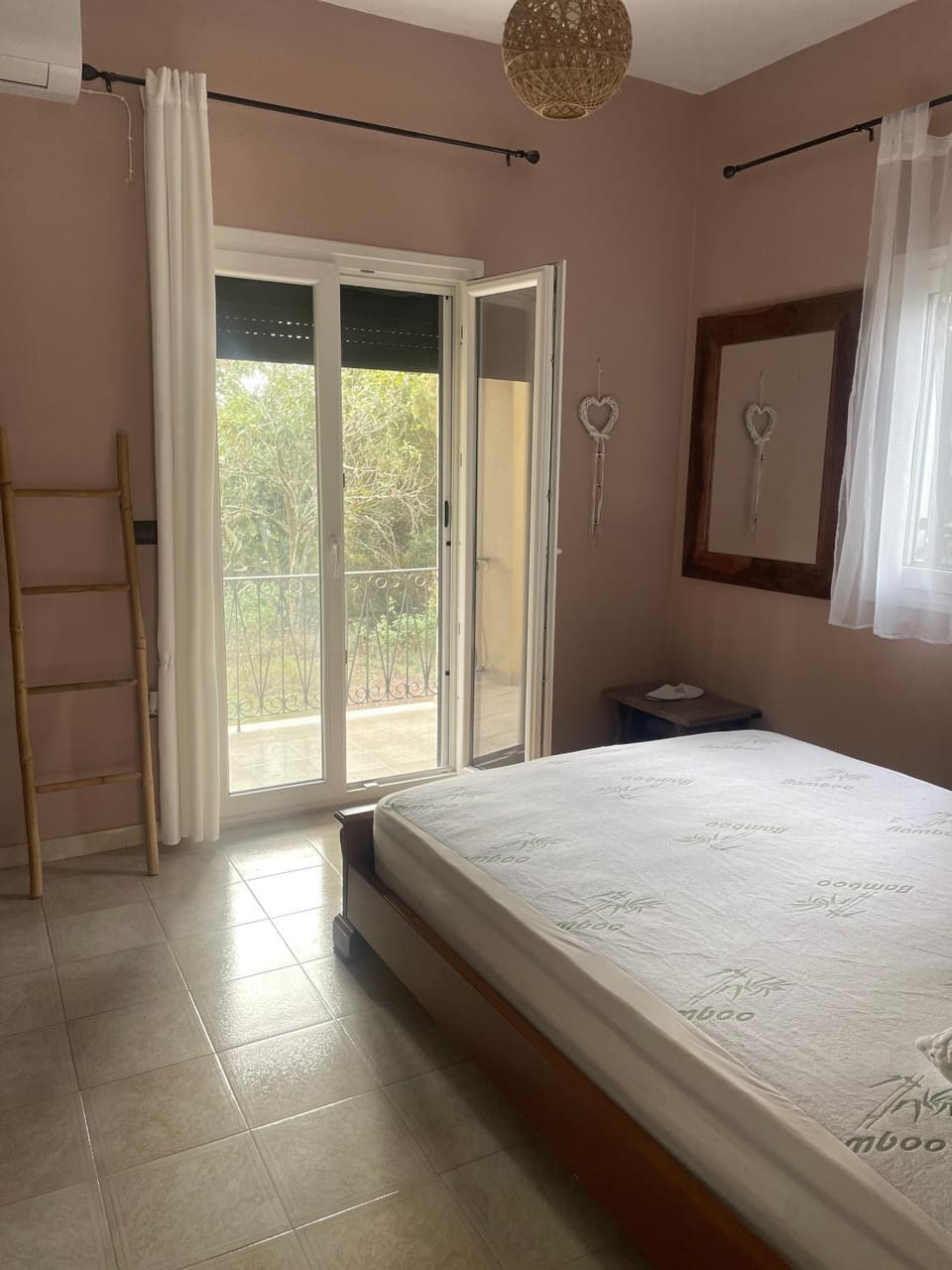 Casa Bellina ,Potamos Private Garden & Free Parking House in Peloponnese, Western Greece and the Ionian